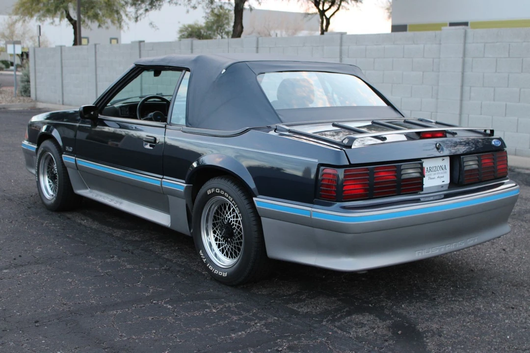 1988 Ford - Image 6 of 31