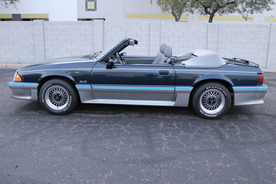 1988 Ford - Image 10 of 31