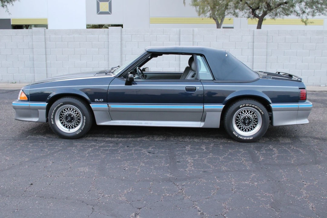 1988 Ford - Image 7 of 31