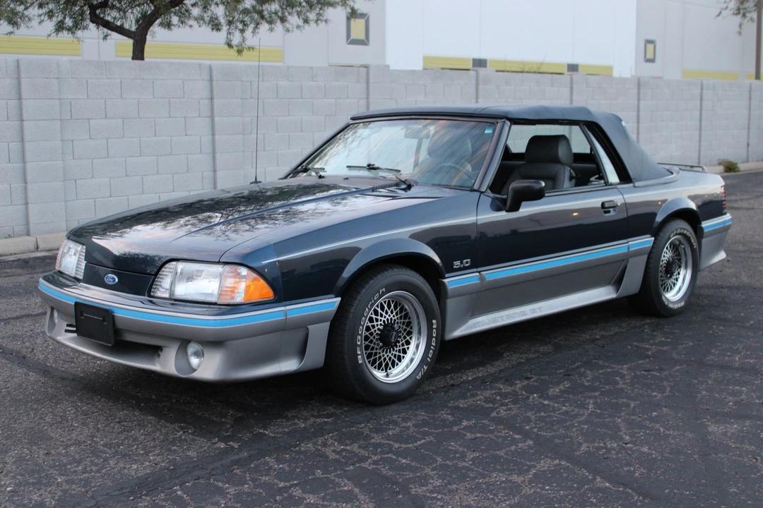 1988 Ford - Image 8 of 31