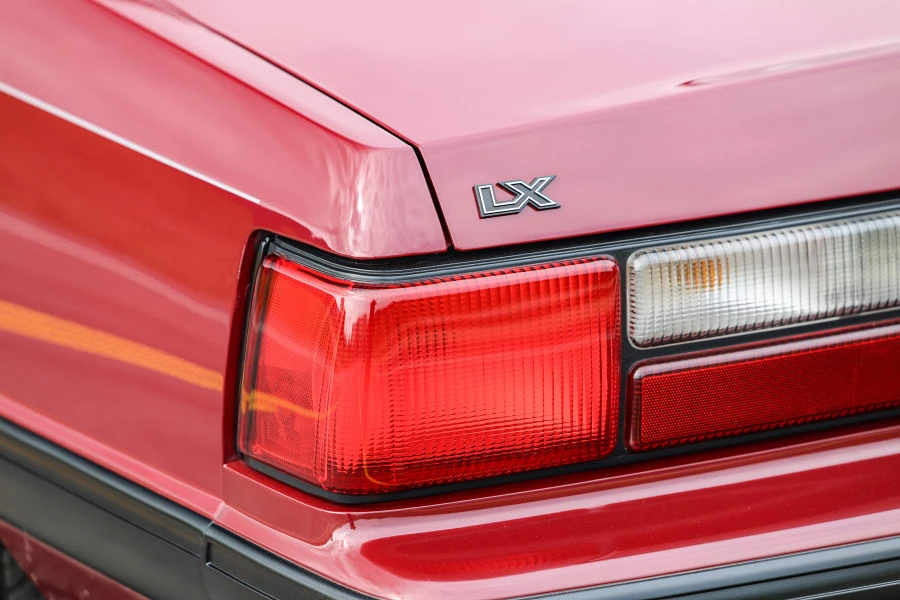 1988 Ford Mustang 3rd Gen - Image 12 of 31