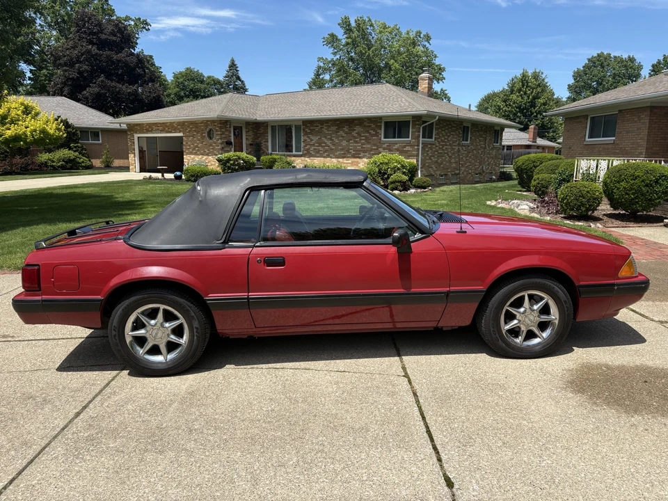 1988 Ford Mustang 3rd Gen - Image 3 of 14