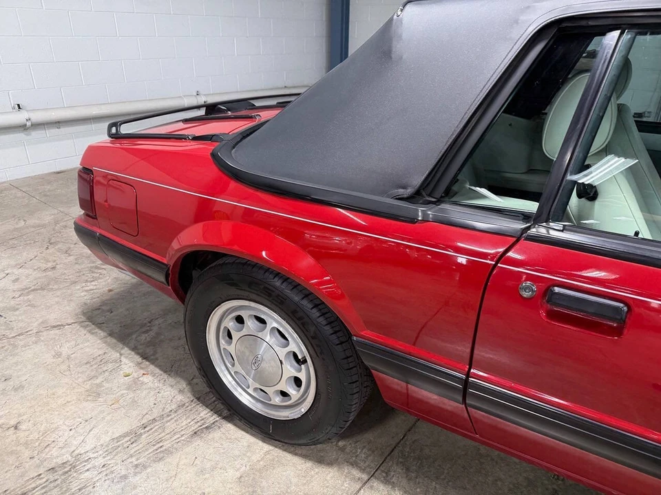 1988 Ford Mustang 3rd Gen - Image 22 of 31