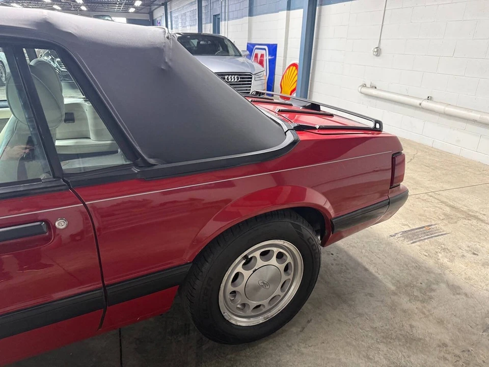 1988 Ford Mustang 3rd Gen - Image 16 of 31
