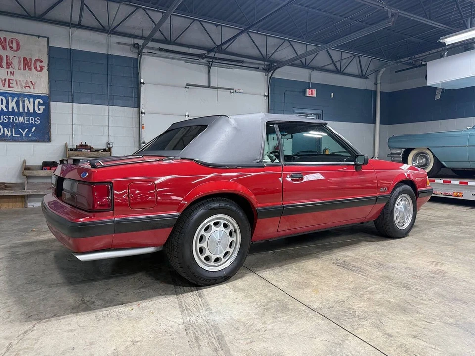 1988 Ford Mustang 3rd Gen - Image 9 of 31