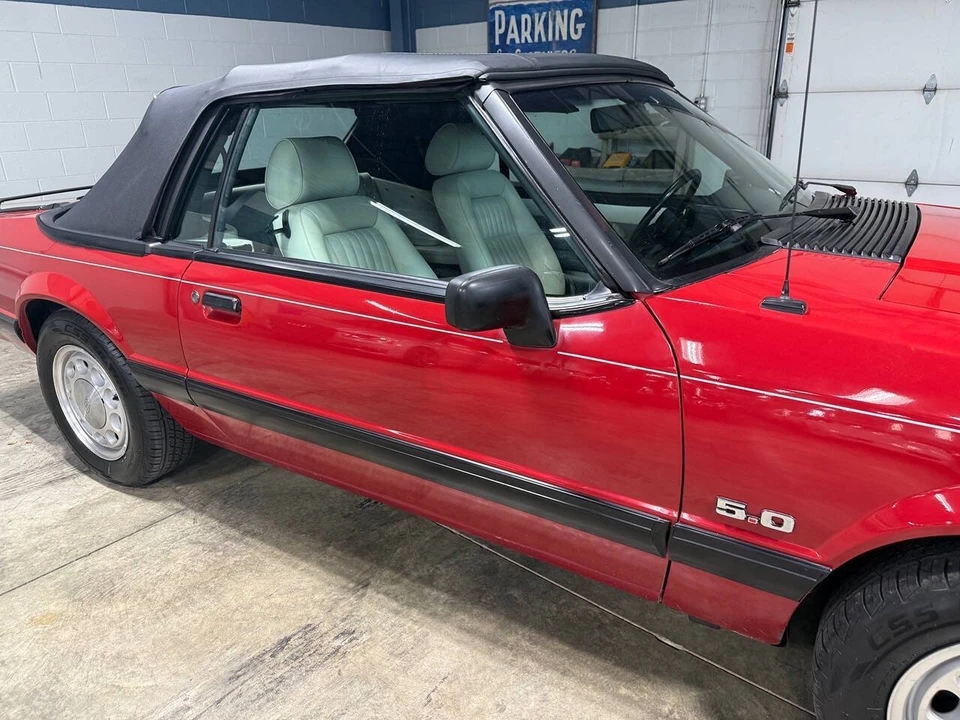 1988 Ford Mustang 3rd Gen - Image 21 of 31