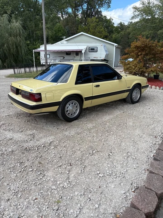 1988 Ford Mustang 3rd Gen - Image 4 of 9