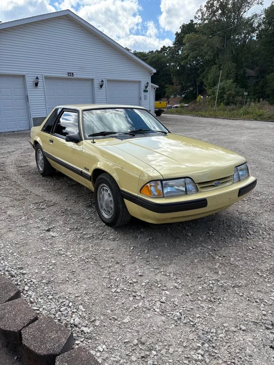 1988 Ford Mustang 3rd Gen - Image 3 of 9