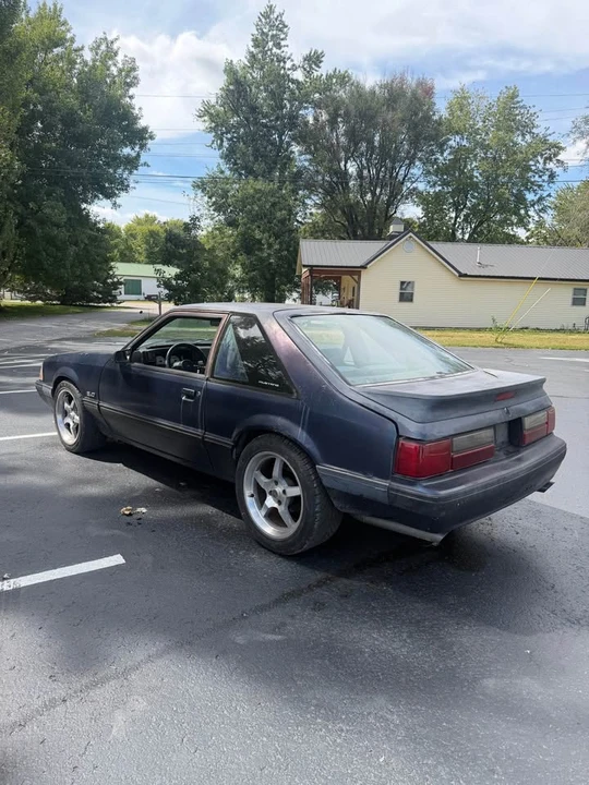 1988 Ford Mustang 3rd Gen - Image 4 of 8