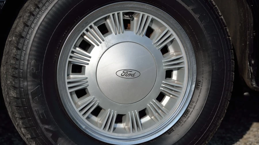 1988 Ford Mustang 3rd Gen - Image 15 of 27