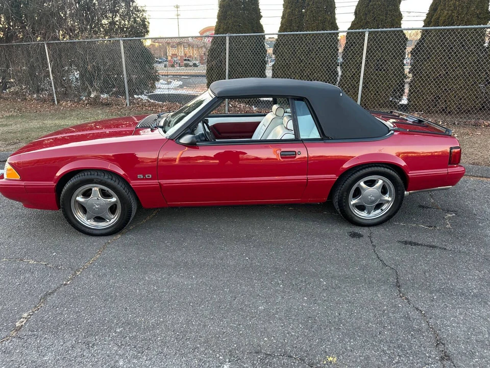 1988 Ford Mustang 3rd Gen - Image 8 of 31