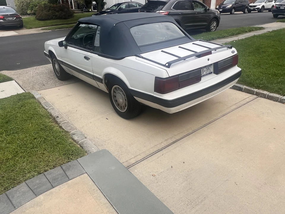 1988 Ford Mustang 3rd Gen - Image 12 of 31
