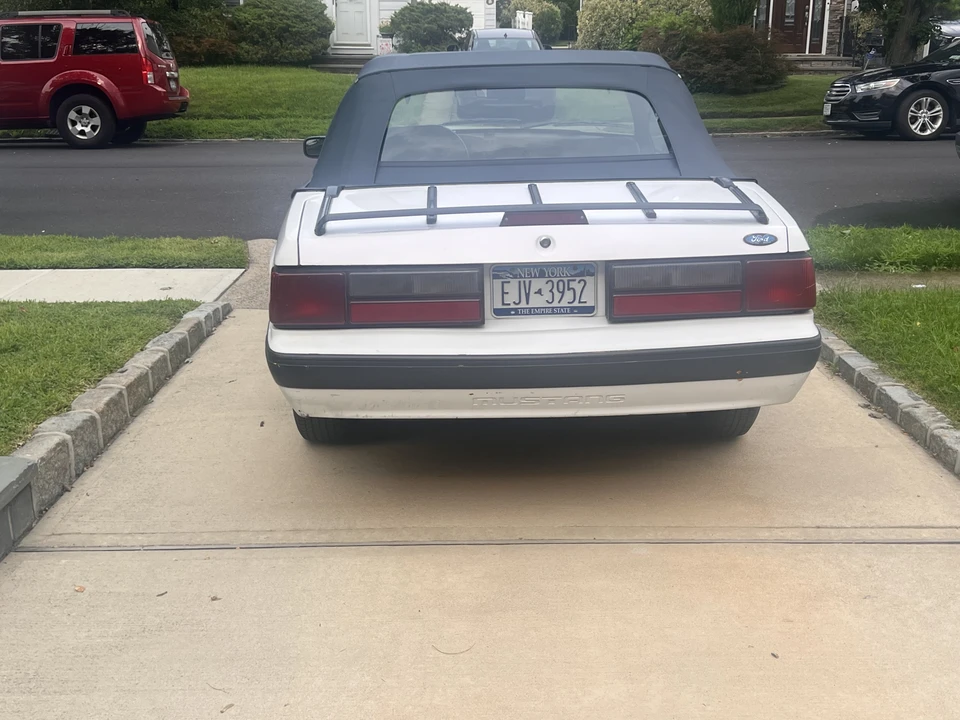 1988 Ford Mustang 3rd Gen - Image 14 of 31