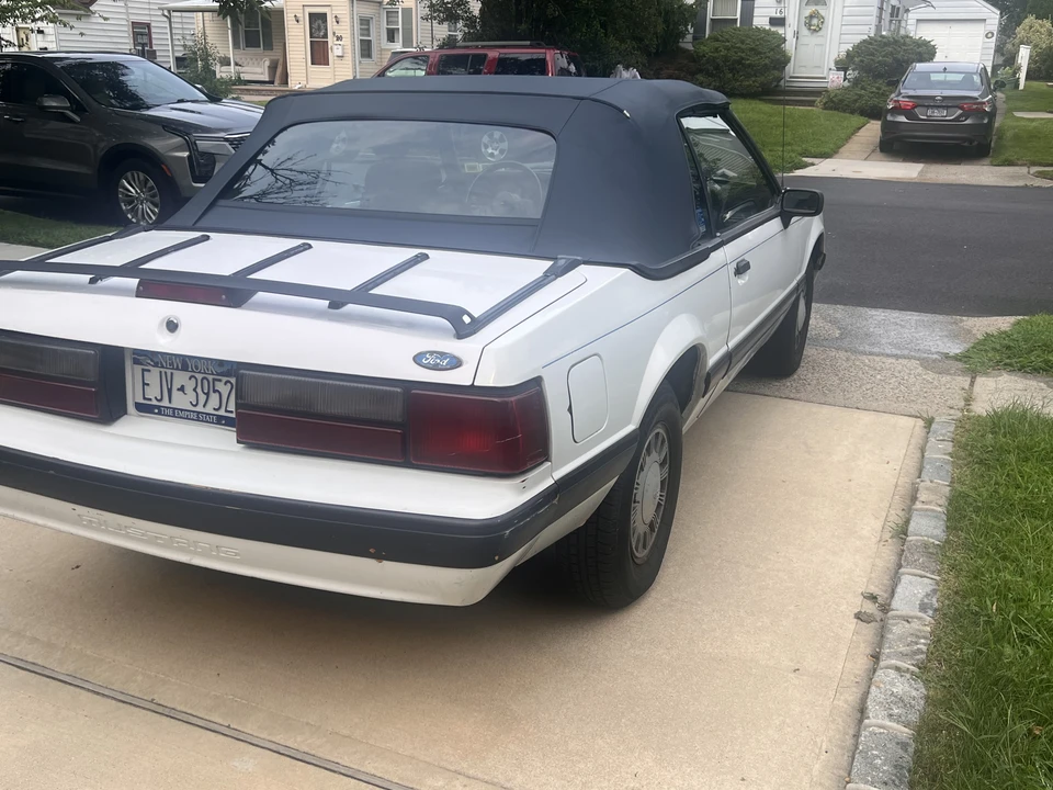 1988 Ford Mustang 3rd Gen - Image 19 of 31