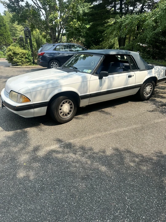 1988 Ford Mustang 3rd Gen - Image 5 of 31