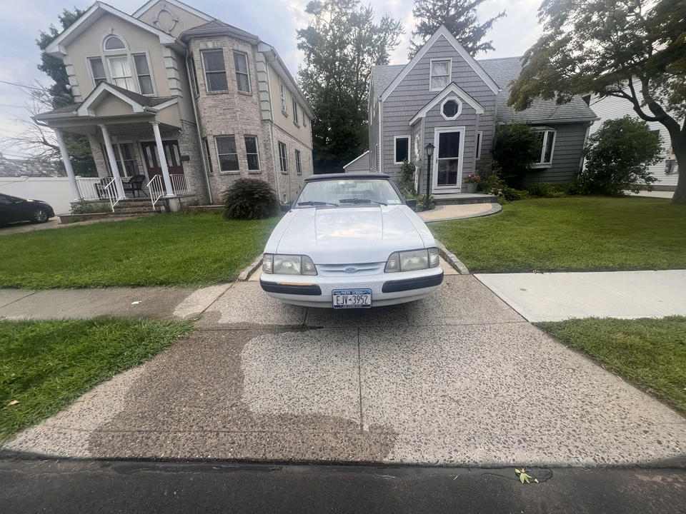 1988 Ford Mustang 3rd Gen - Image 2 of 31