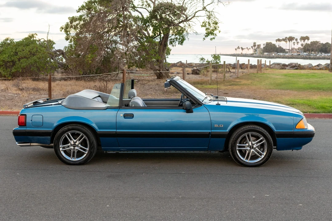 1988 Ford Mustang 3rd Gen - Image 5 of 31