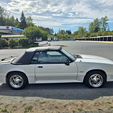 1988 Ford Mustang GT