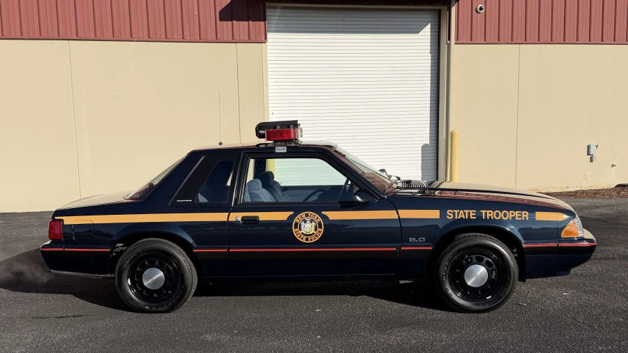 1988 Ford Mustang 3rd Gen - Image 2 of 9