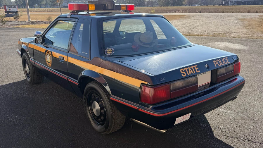 1988 Ford Mustang 3rd Gen - Image 5 of 9