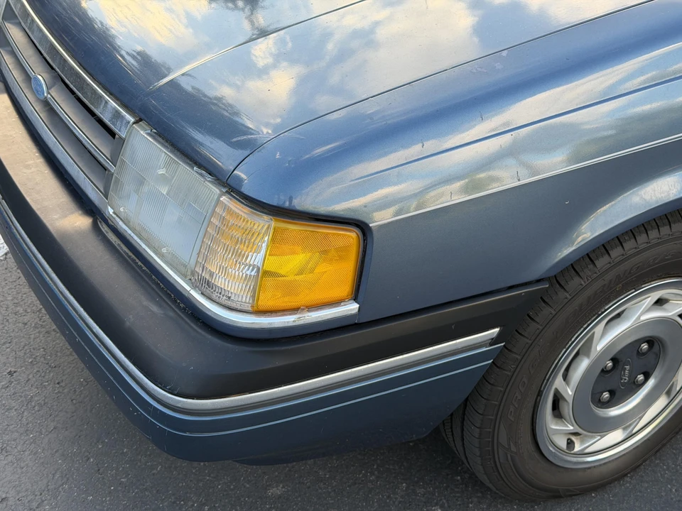 1988 Ford - Image 18 of 31