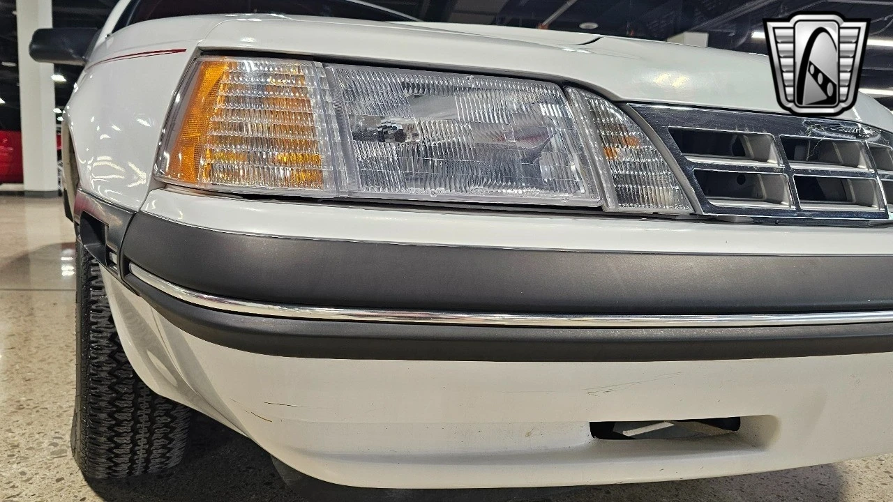 1988 Ford Thunderbird 9th Gen - Image 10 of 12