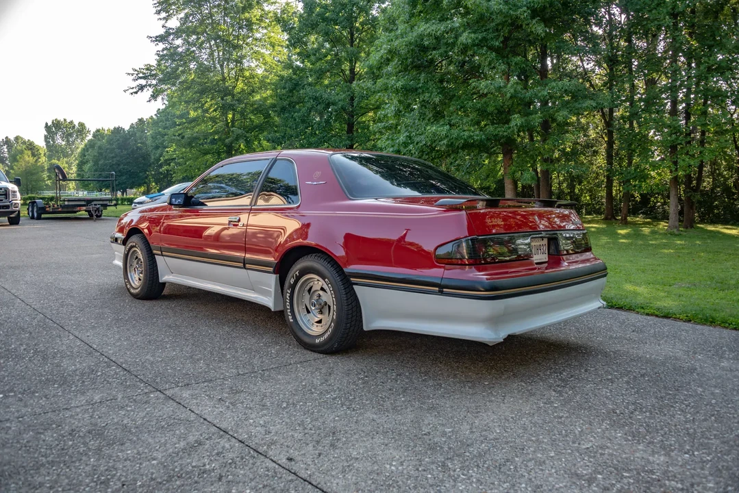 1988 Ford Thunderbird 9th Gen - Image 6 of 30