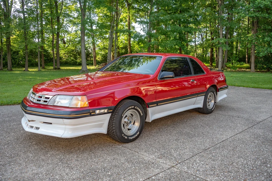 1988 Ford Thunderbird 9th Gen - Image 8 of 30