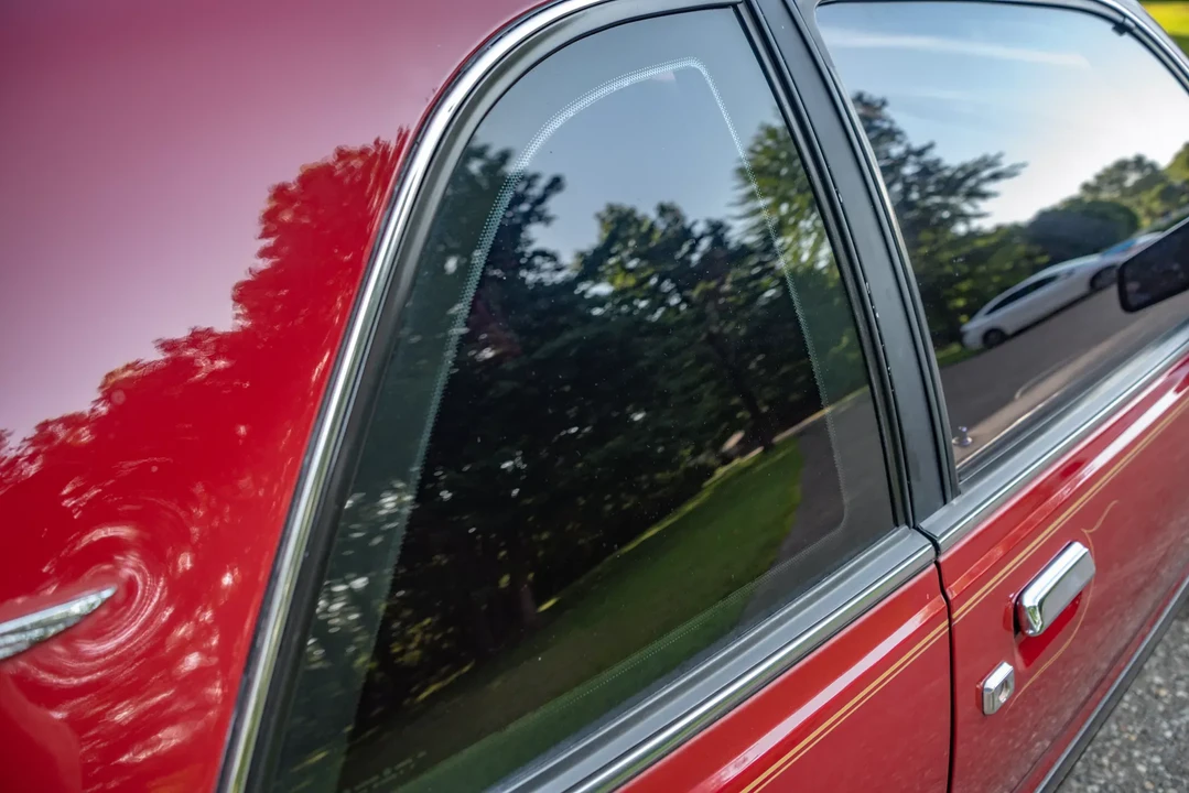 1988 Ford Thunderbird 9th Gen - Image 28 of 30
