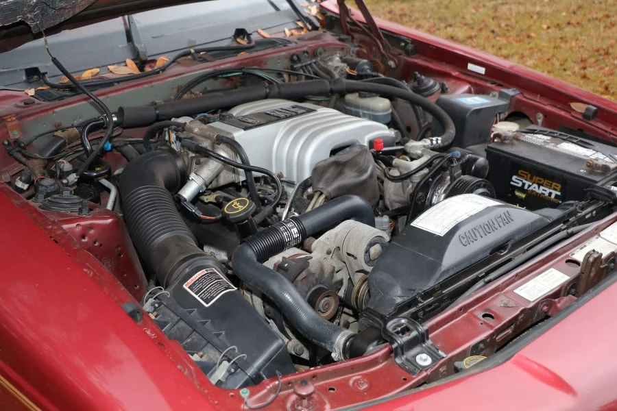 1988 Ford Thunderbird 9th Gen - Image 8 of 10