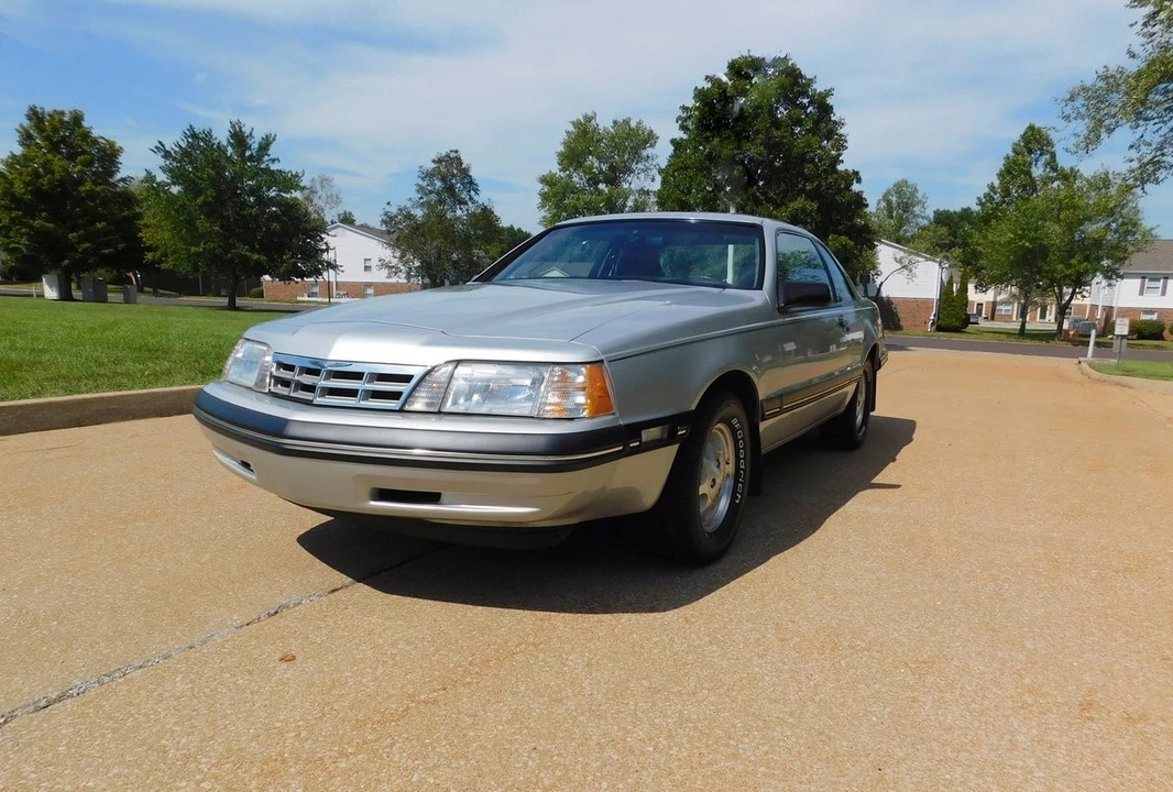 1988 Ford Thunderbird 9th Gen - Image 20 of 31