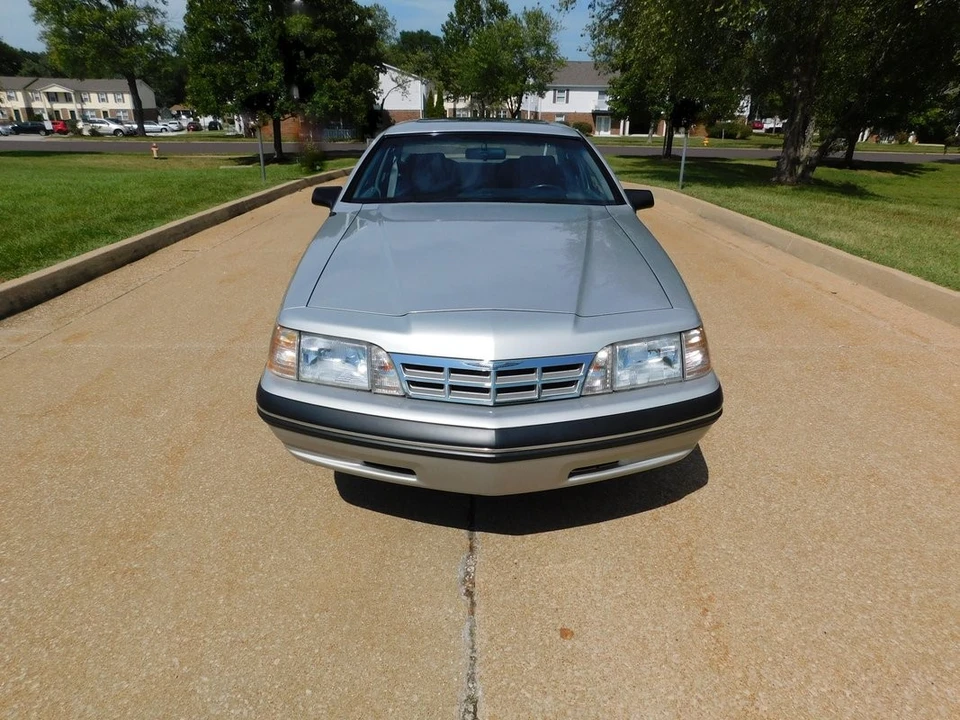 1988 Ford Thunderbird 9th Gen - Image 21 of 31