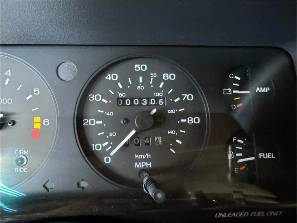 1988 Ford Thunderbird 9th Gen - Image 2 of 31