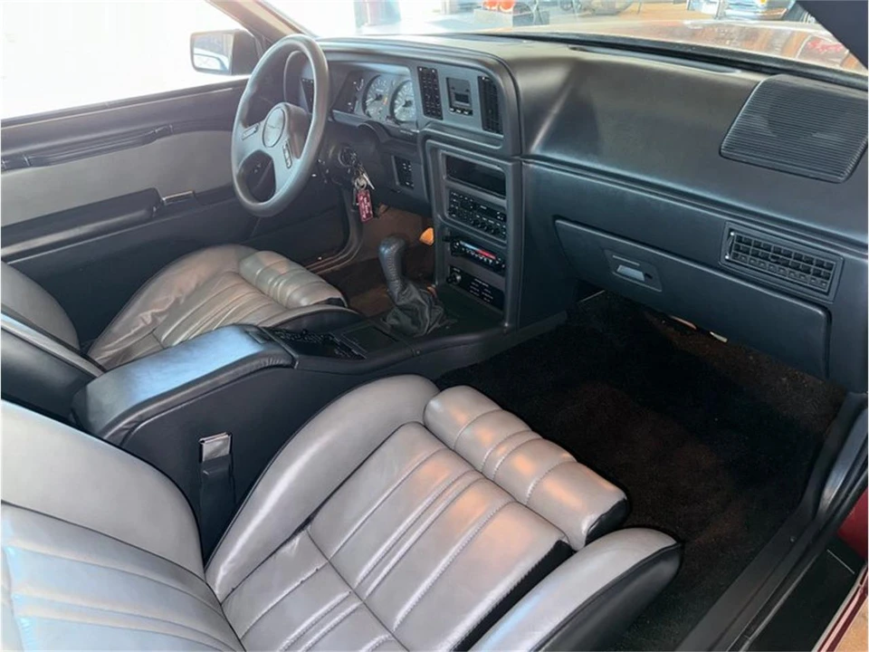 1988 Ford Thunderbird 9th Gen - Image 21 of 31