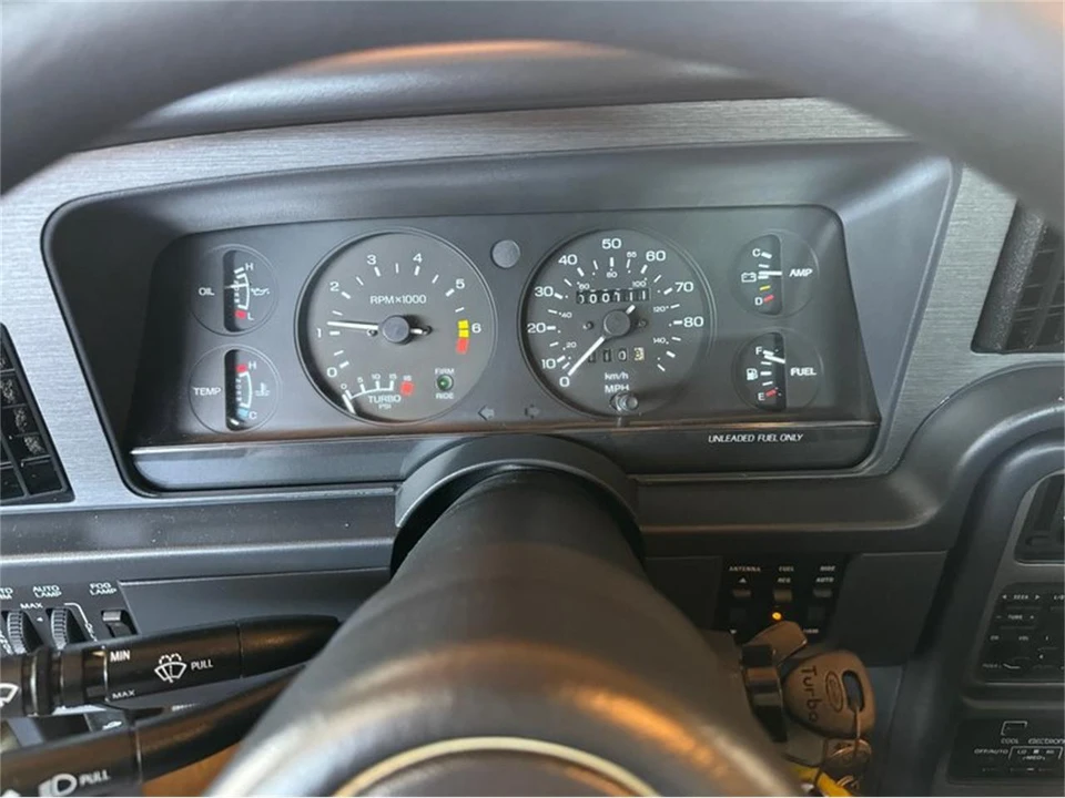 1988 Ford Thunderbird 9th Gen - Image 11 of 31