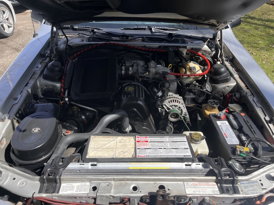 1988 Ford Thunderbird 9th Gen - Image 11 of 21