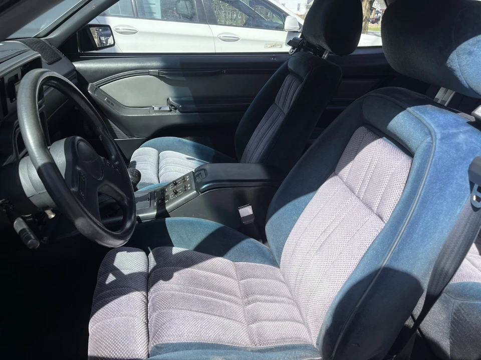 1988 Ford Thunderbird 9th Gen - Image 19 of 21