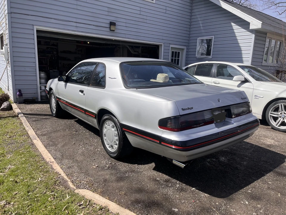 1988 Ford Thunderbird 9th Gen - Image 6 of 21