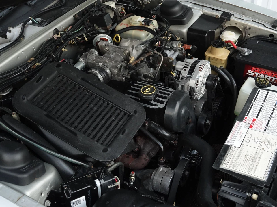1988 Ford Thunderbird 9th Gen - Image 12 of 13