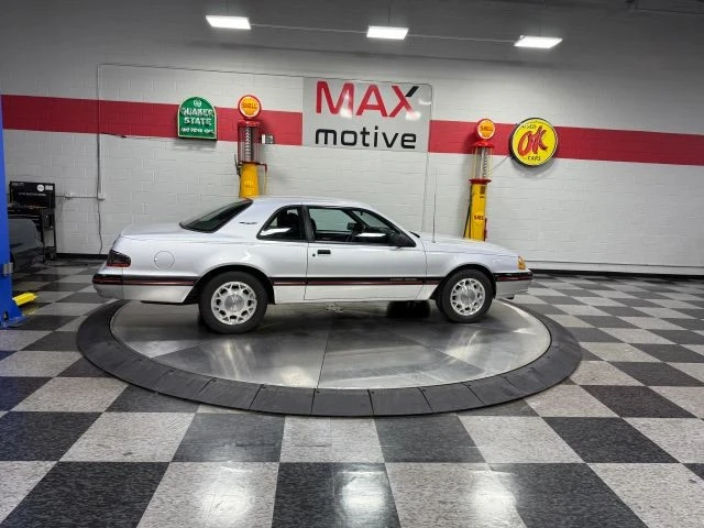 1988 Ford Thunderbird 9th Gen - Image 17 of 21