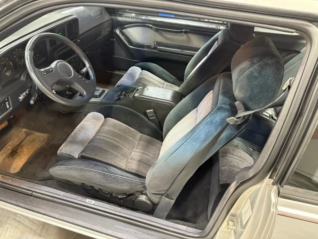 1988 Ford Thunderbird 9th Gen - Image 22 of 31