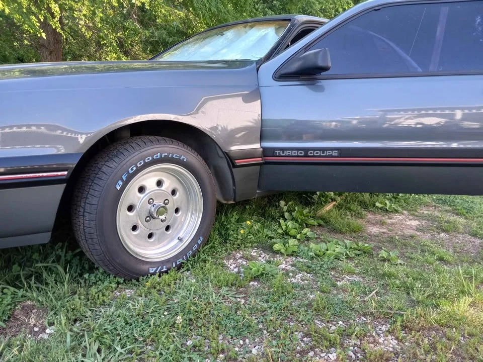 1988 Ford Thunderbird 9th Gen - Image 2 of 19