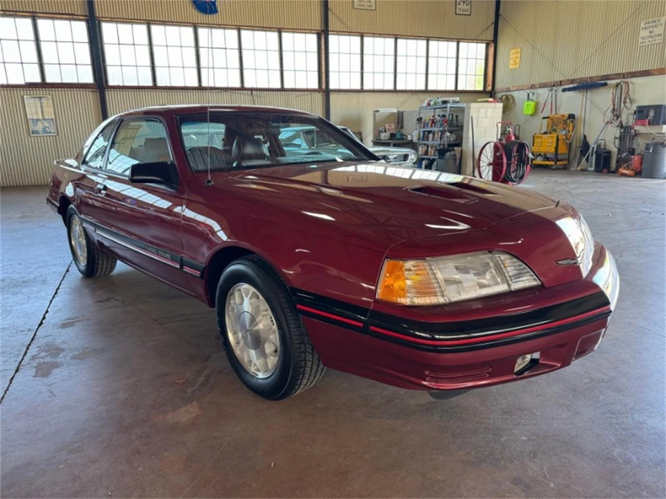 1988 Ford Thunderbird 9th Gen - Image 7 of 12