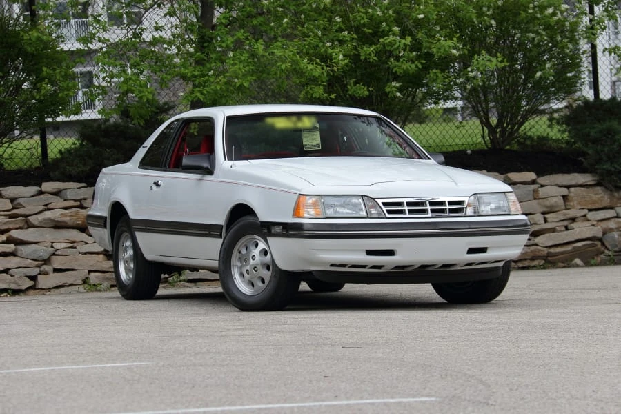 1988 Ford Thunderbird 9th Gen - Image 13 of 31