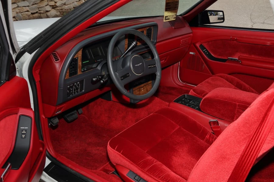 1988 Ford Thunderbird 9th Gen - Image 25 of 31