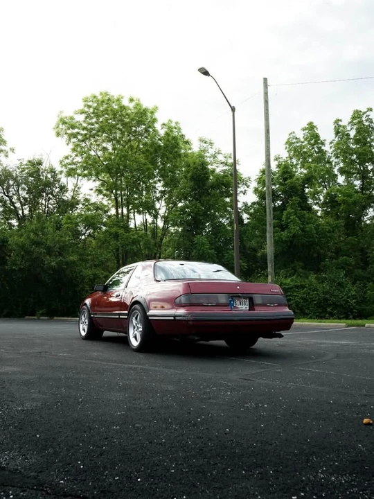 1988 Ford Thunderbird 9th Gen - Image 3 of 17