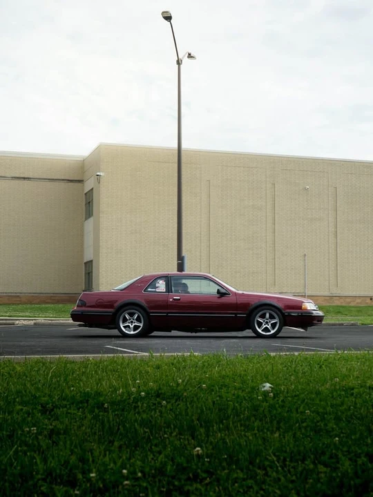 1988 Ford Thunderbird 9th Gen - Image 6 of 17