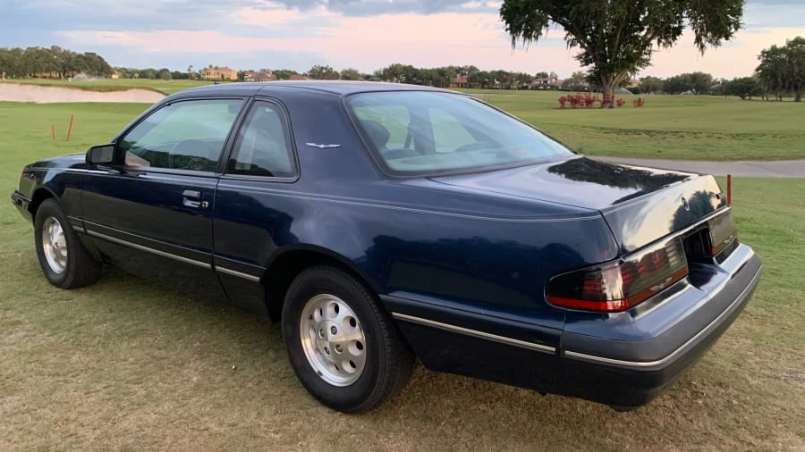 1988 Ford Thunderbird 9th Gen - Image 2 of 20