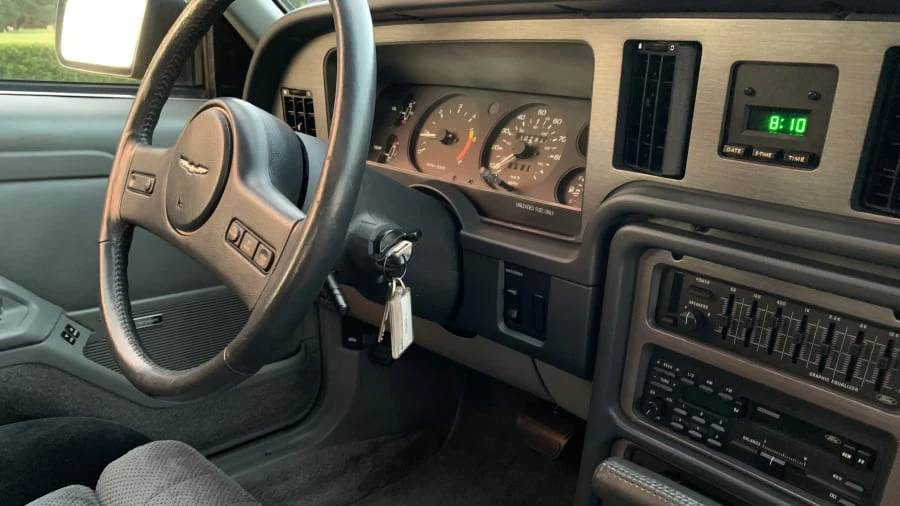1988 Ford Thunderbird 9th Gen - Image 3 of 20