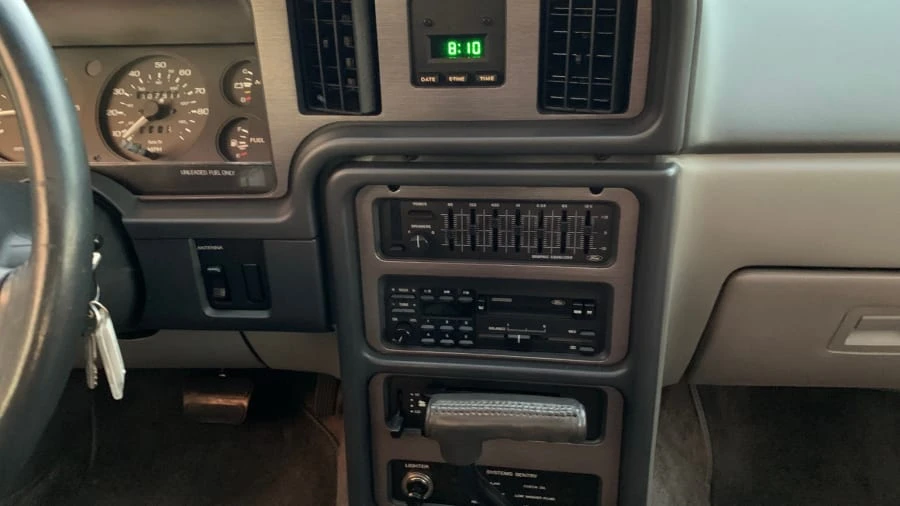 1988 Ford Thunderbird 9th Gen - Image 6 of 20